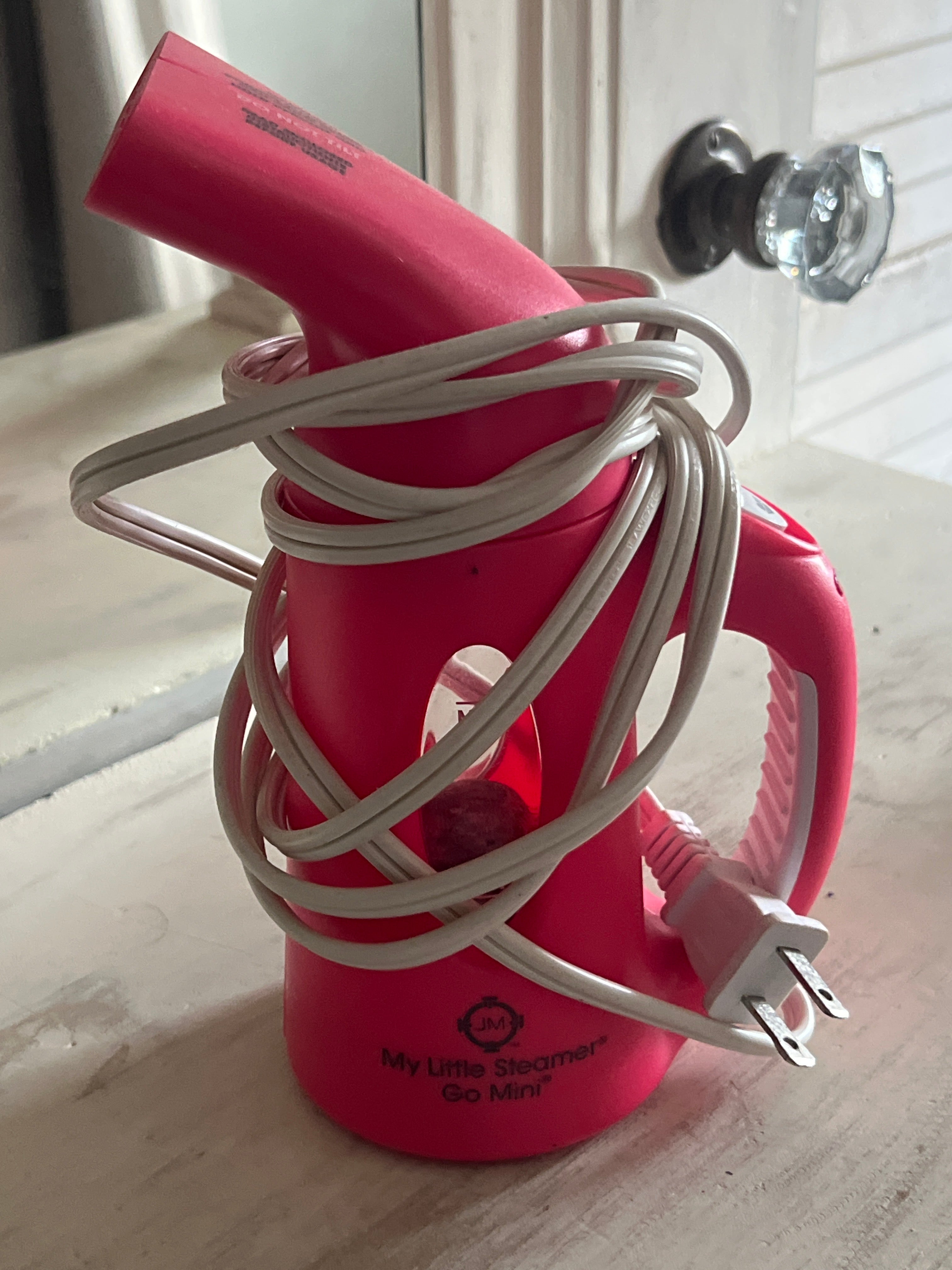 Handheld steamer