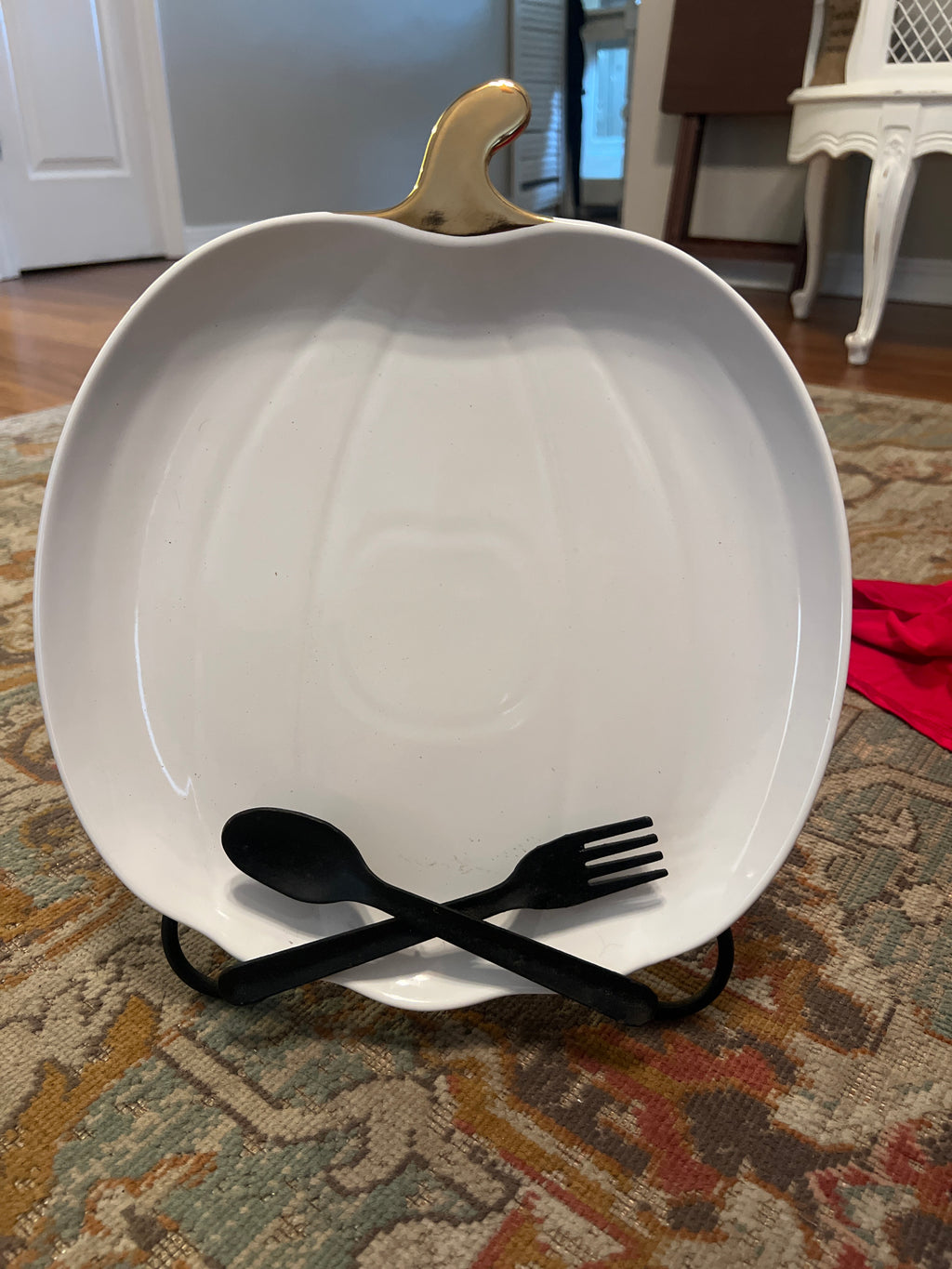 Plate display stand