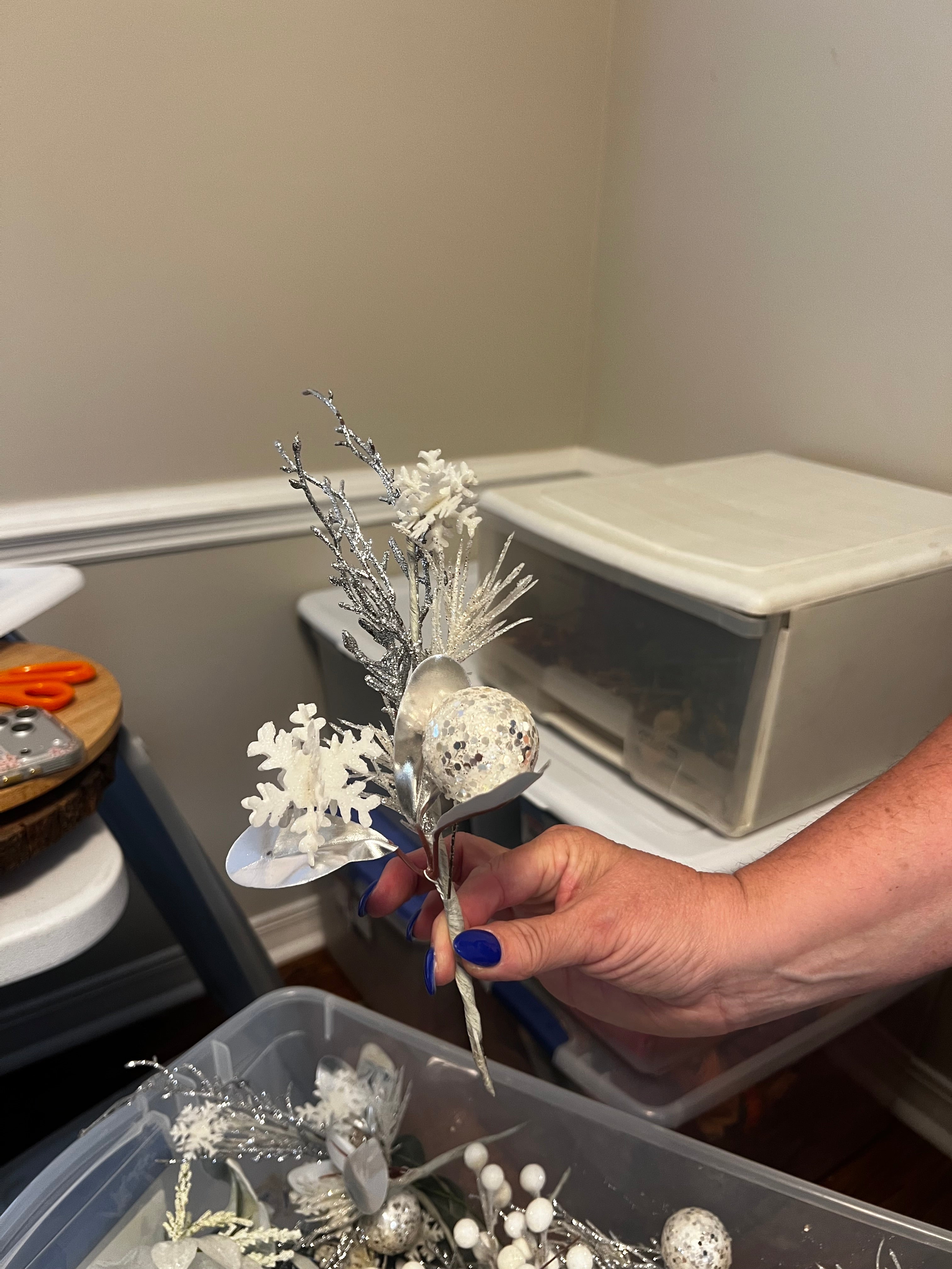 Silver & White Christmas/Winter Picks (mixed lot with some lambs ear)